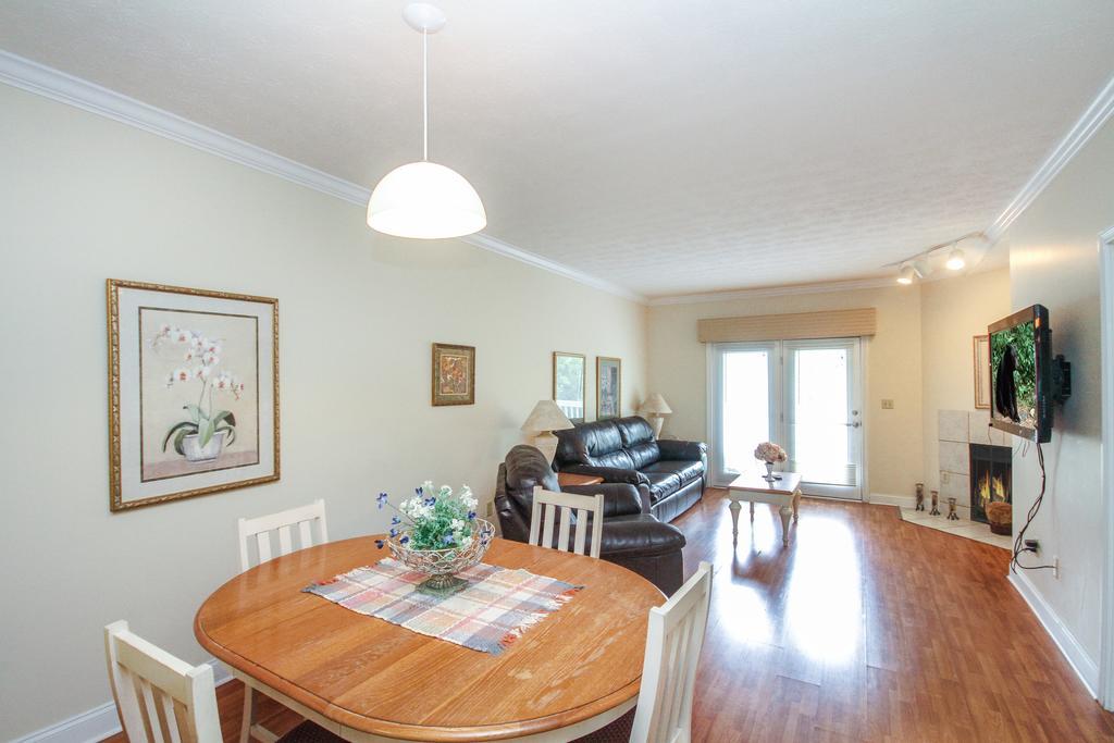 Golfview Vacation Rentals At Golfview Resort 비둘기 포지 객실 사진